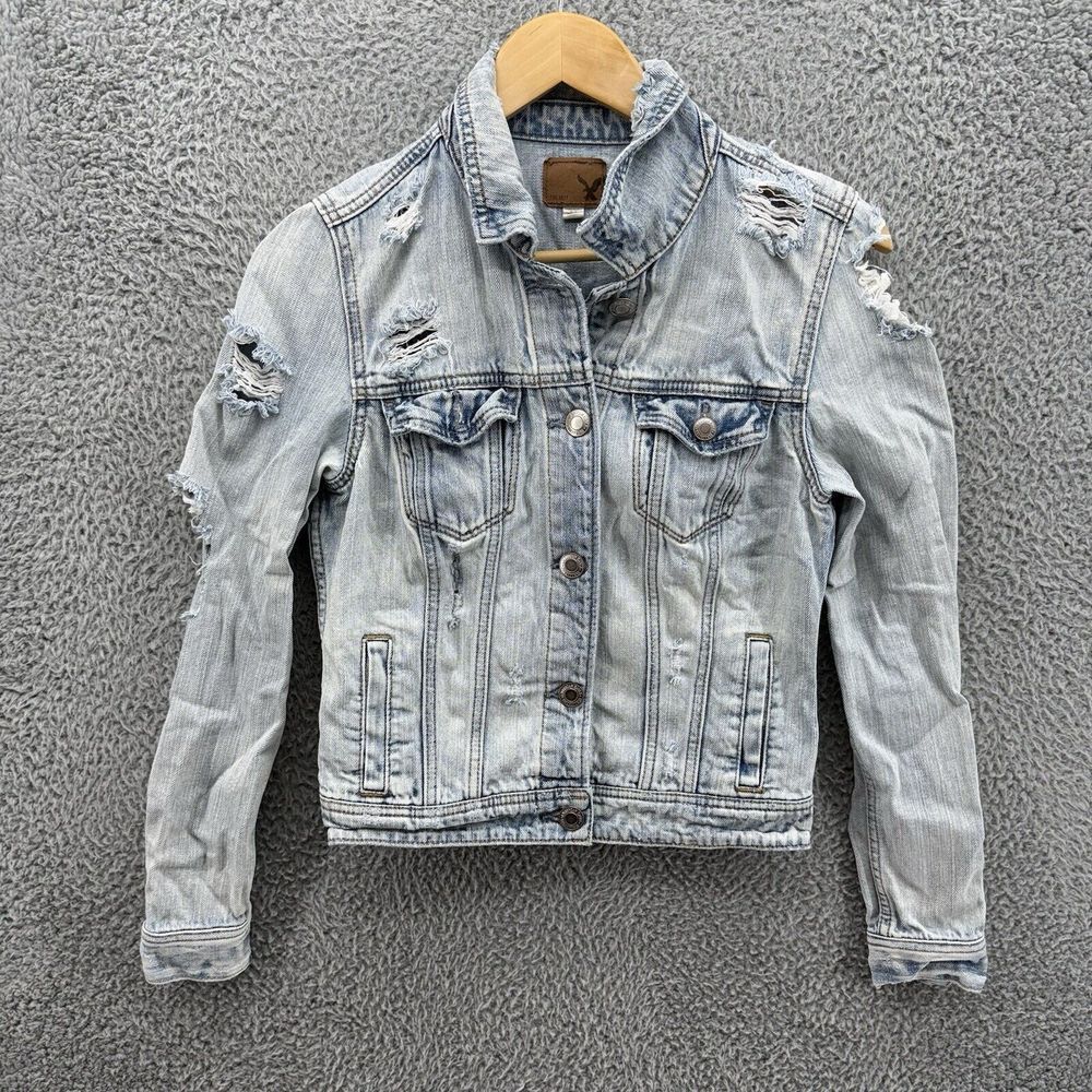 American Eagle Jean Jacket Womens Small Blue‎ Denim Pockets Trucker Distressed